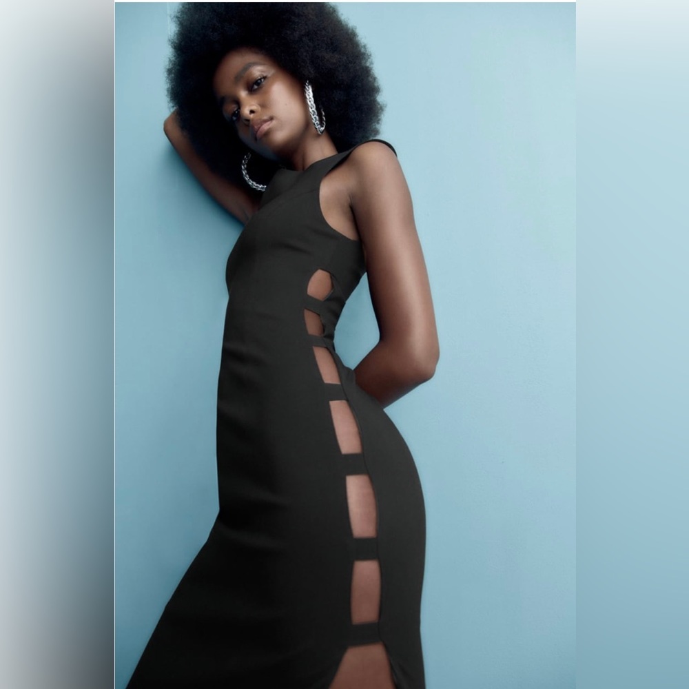 SIDE CUT OUT MIDI DRESS